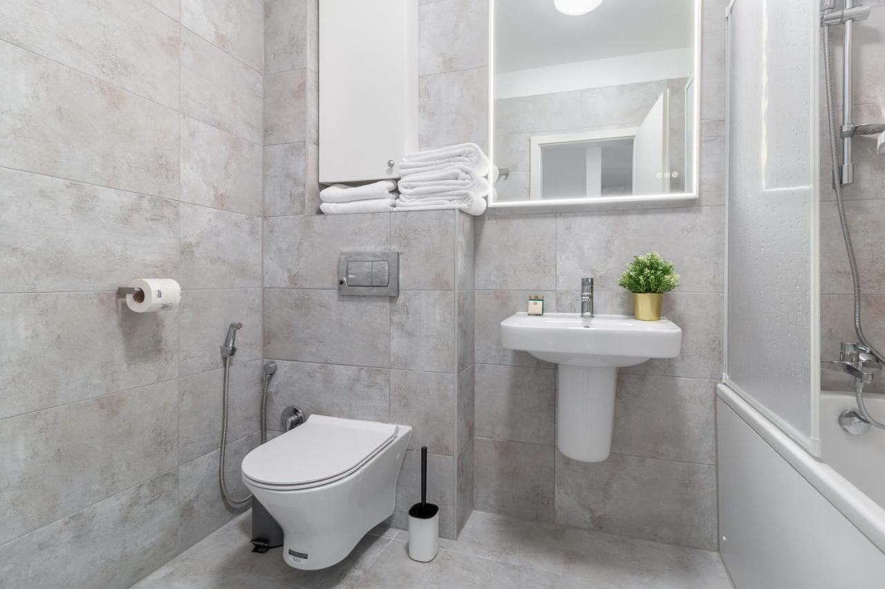 Vancouver Flat Oradea Extérieur photo